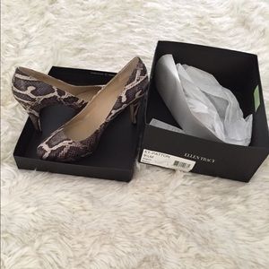 Ellen Tracy Snakeskin Pumps